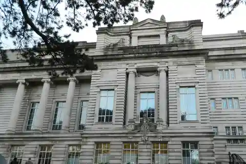 6. Ulster Museum