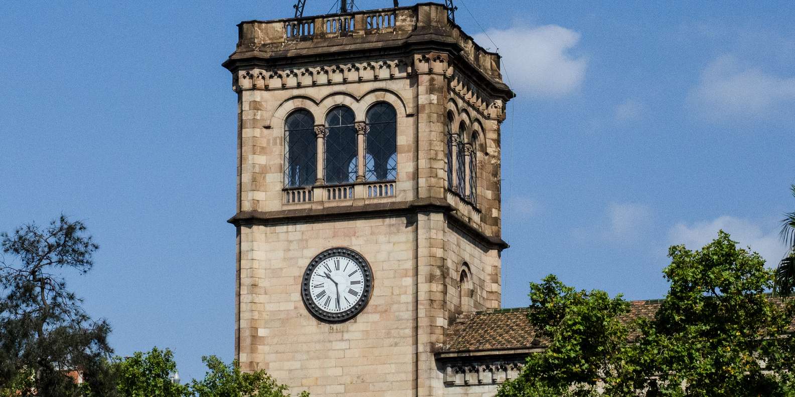 Universität Barcelona, Barcelona Tickets & Eintrittskarten GetYourGuide