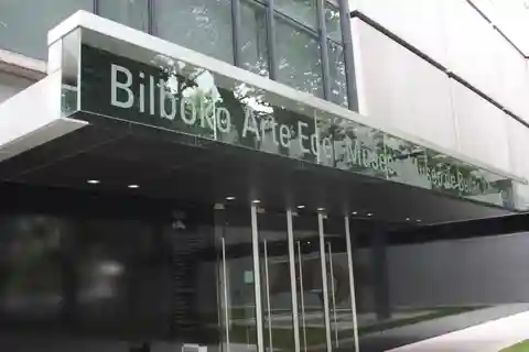 6. 美術館（Museo de Bellas Artes）
