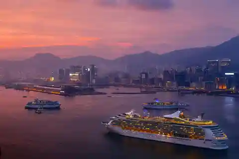 9. Terminal crociere Kai Tak