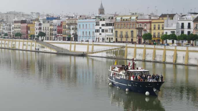 Triana Neighborhood Seville Book Tickets Tours Getyourguide