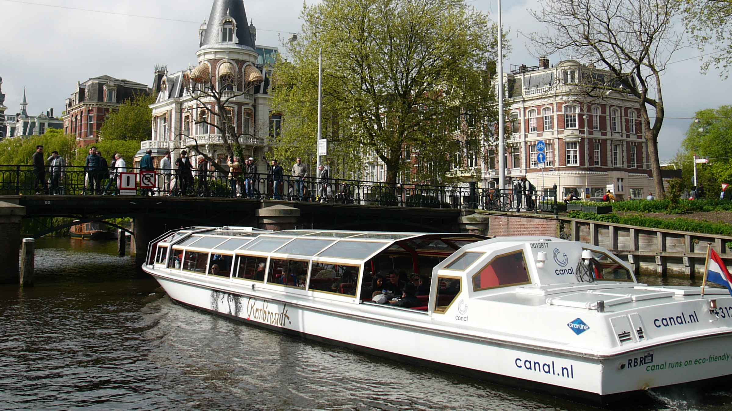 amsterdam canal tour bus