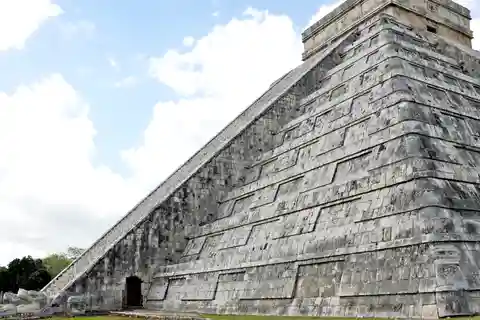 7. Tenochtitlán