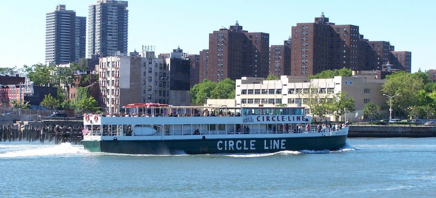 Circle Line Sightseeing Cruise