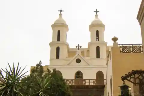 8. Igreja Suspensa
