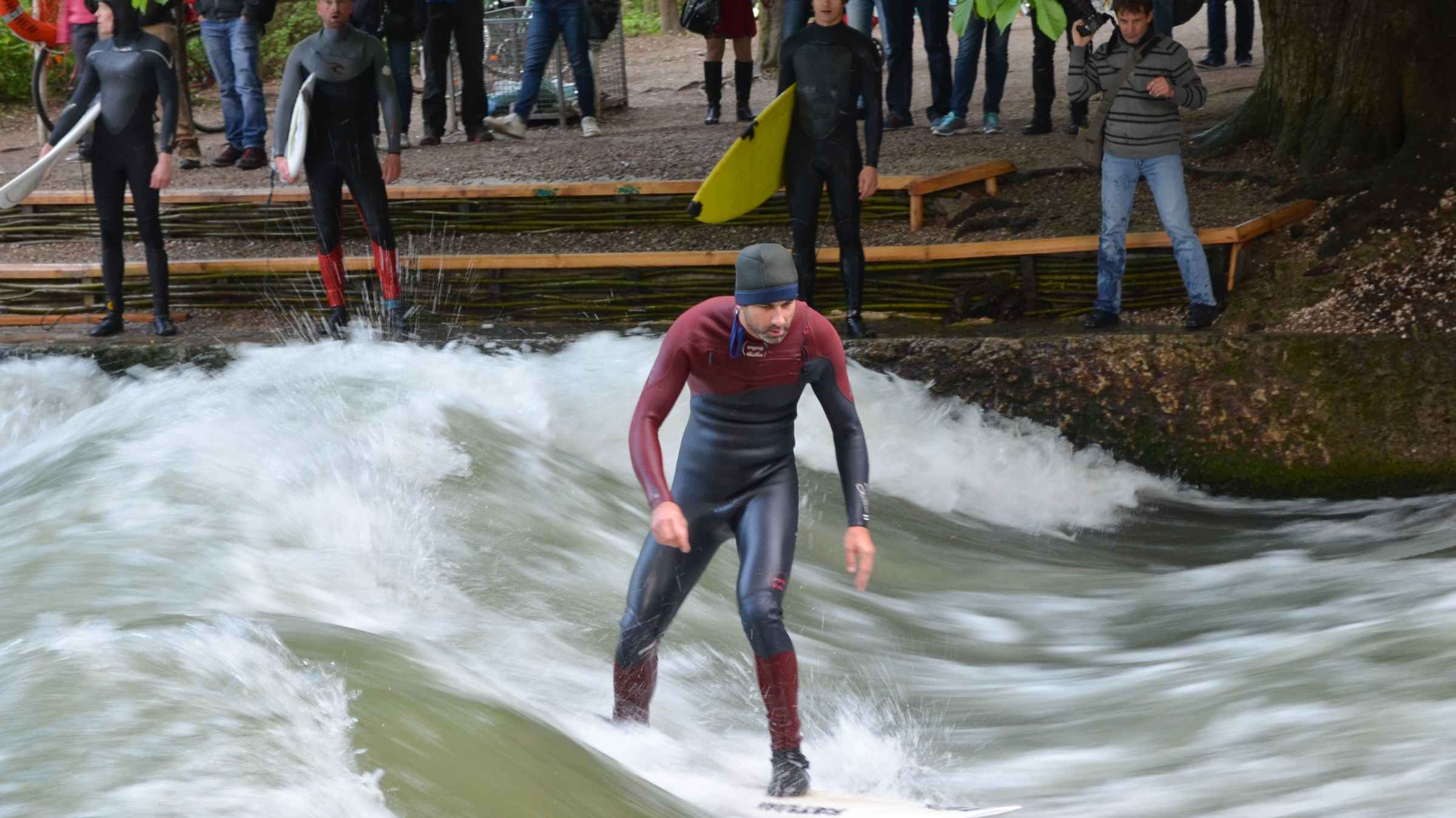 Eisbach, München Tickets & Eintrittskarten GetYourGuide