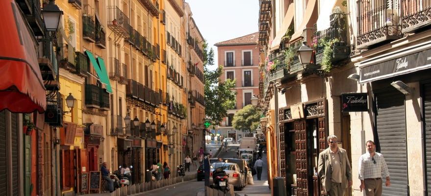 Cava Baja Neighborhood