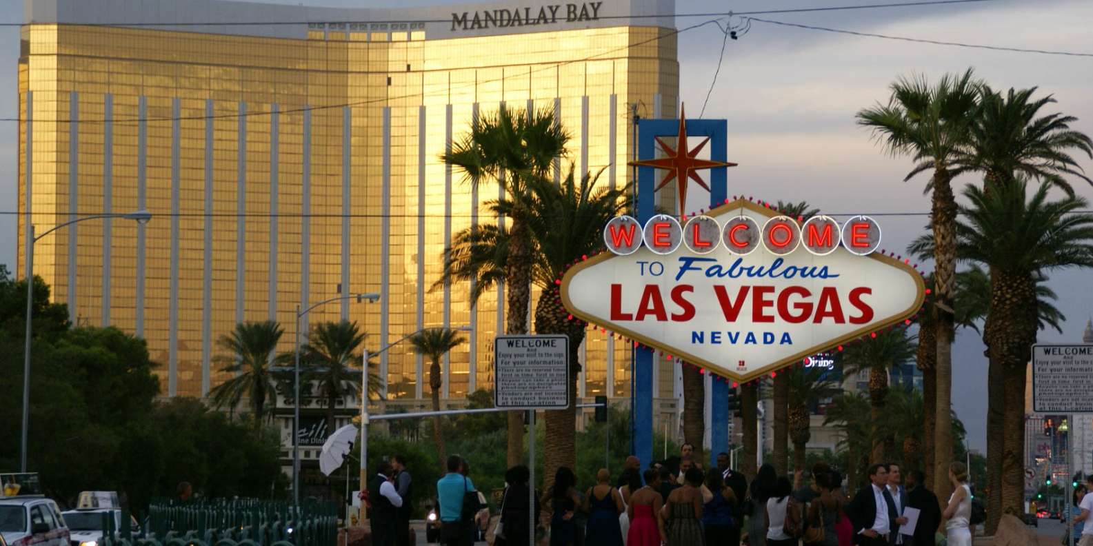 Welcome to Fabulous Las Vegas sign, Las Vegas - Book Tickets & Tours