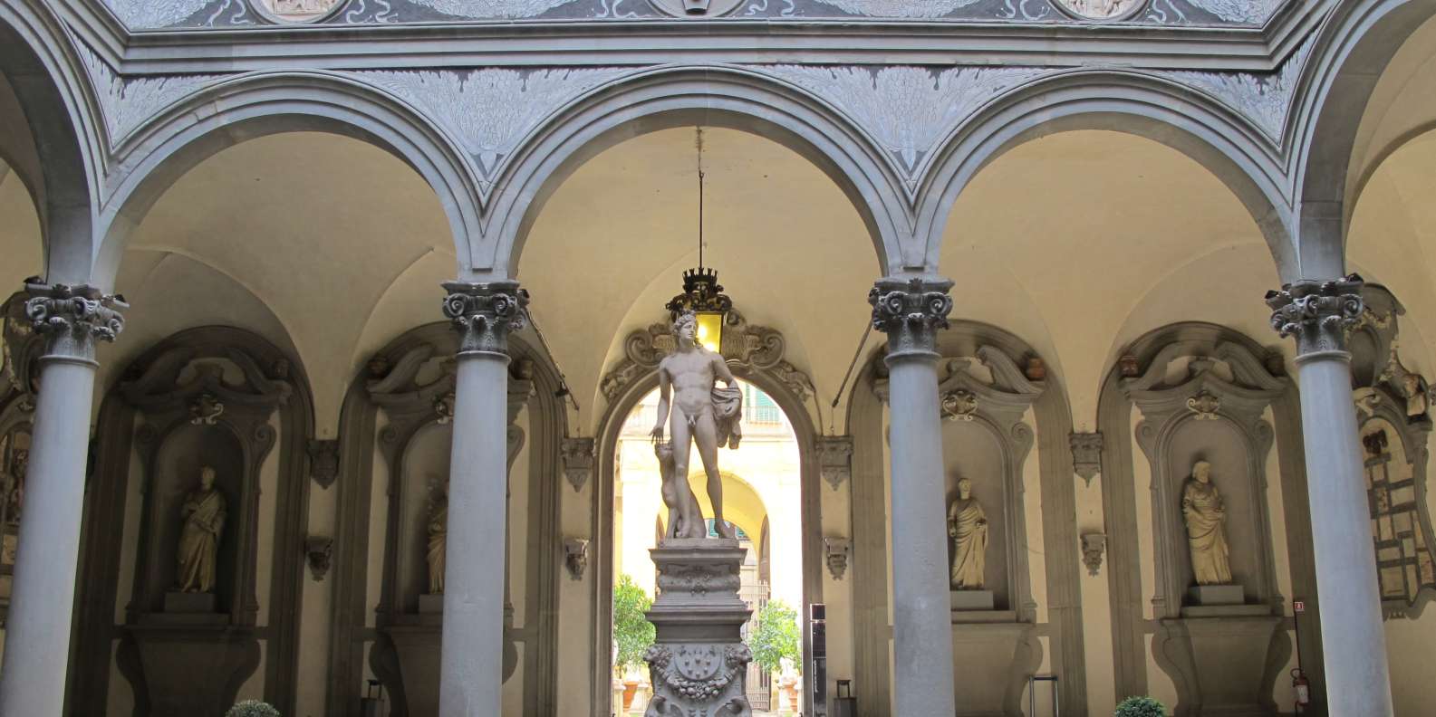Палаццо Медичи-Риккарди, Флоренция: заказать билеты и экскурсии |  GetYourGuide