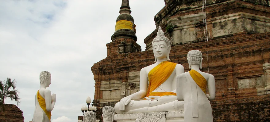 Wat Yai Chai Mongkhon