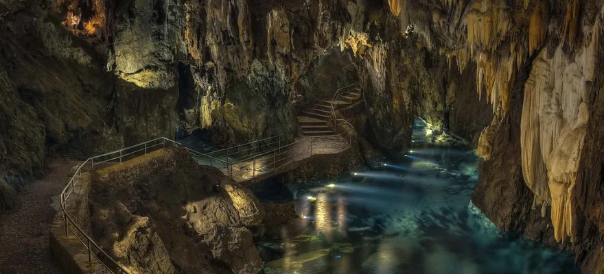 Gruta de las Maravillas