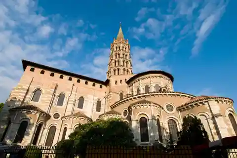 7. Basilique Saint-Sernin de Toulouse