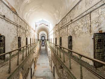 prison tours philadelphia