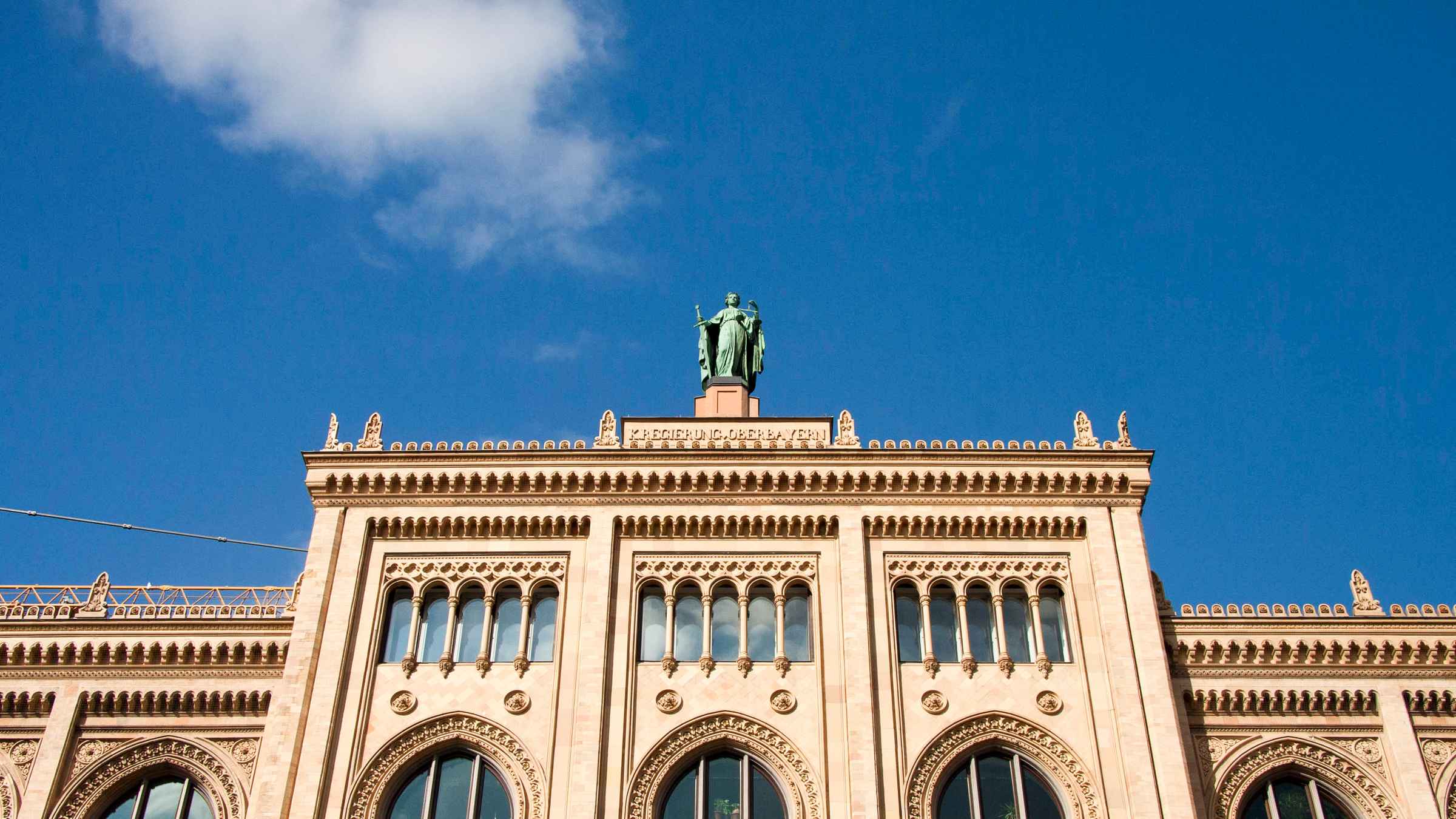 Maximilianstraße, München - Tickets & Eintrittskarten | GetYourGuide