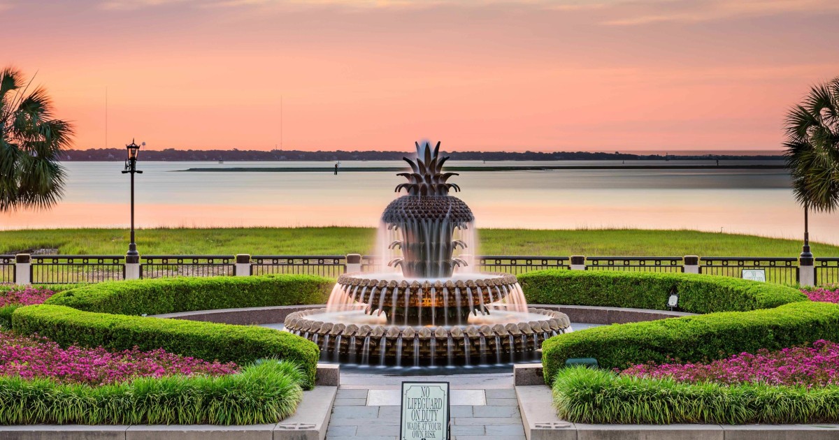 Waterfront Park, Charleston - Book Tickets & Tours | GetYourGuide.com
