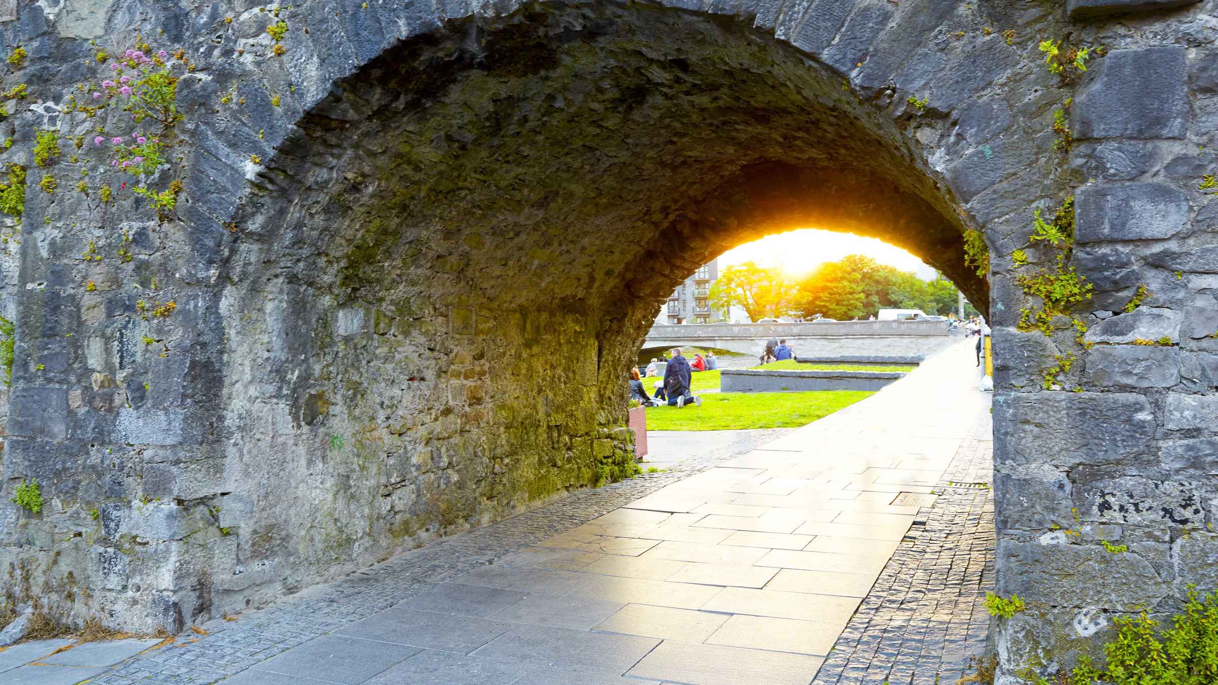 arco-espa-ol-galway-reserva-de-entradas-y-tours-getyourguide