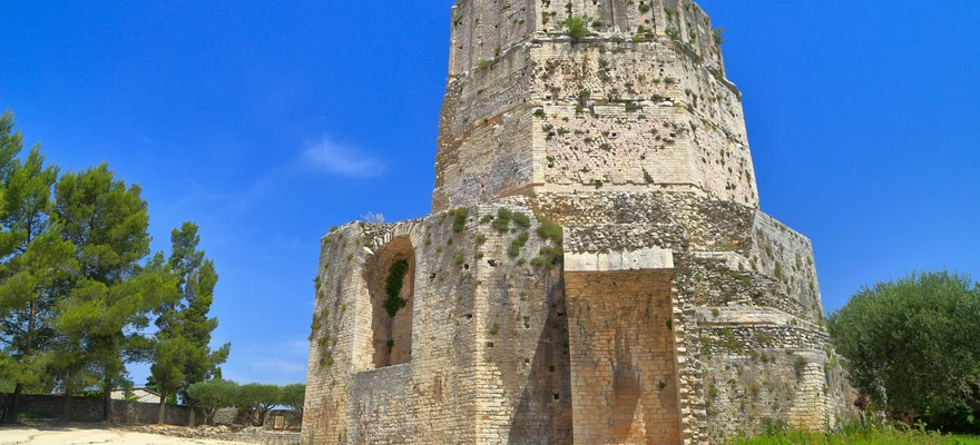 Tour Magne
