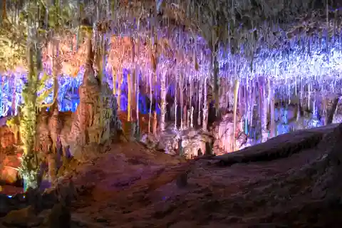 2. Hams' Caves