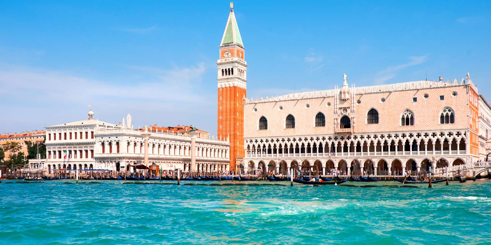 Bridge of Sighs connecting palace to prisons
