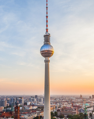 Berlin Heartbeat Design - TV Tower and Brandenburg' Organic