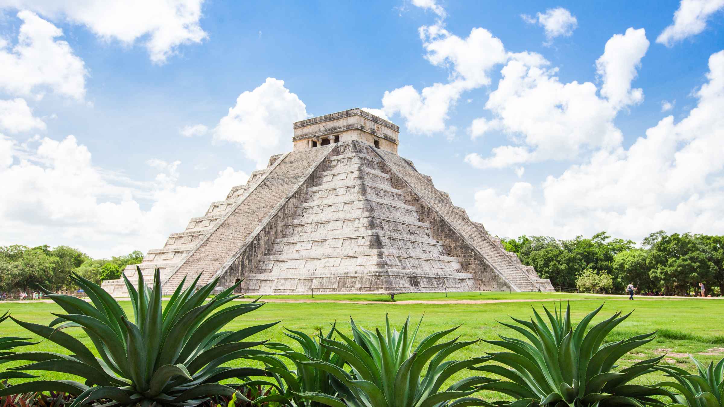 yucatan mexico tourist attractions