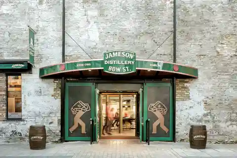 2. Destylarnia Jameson Distillery Bow St.