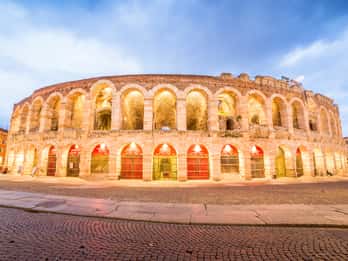 Passeios e Ingressos para a Arena de Verona