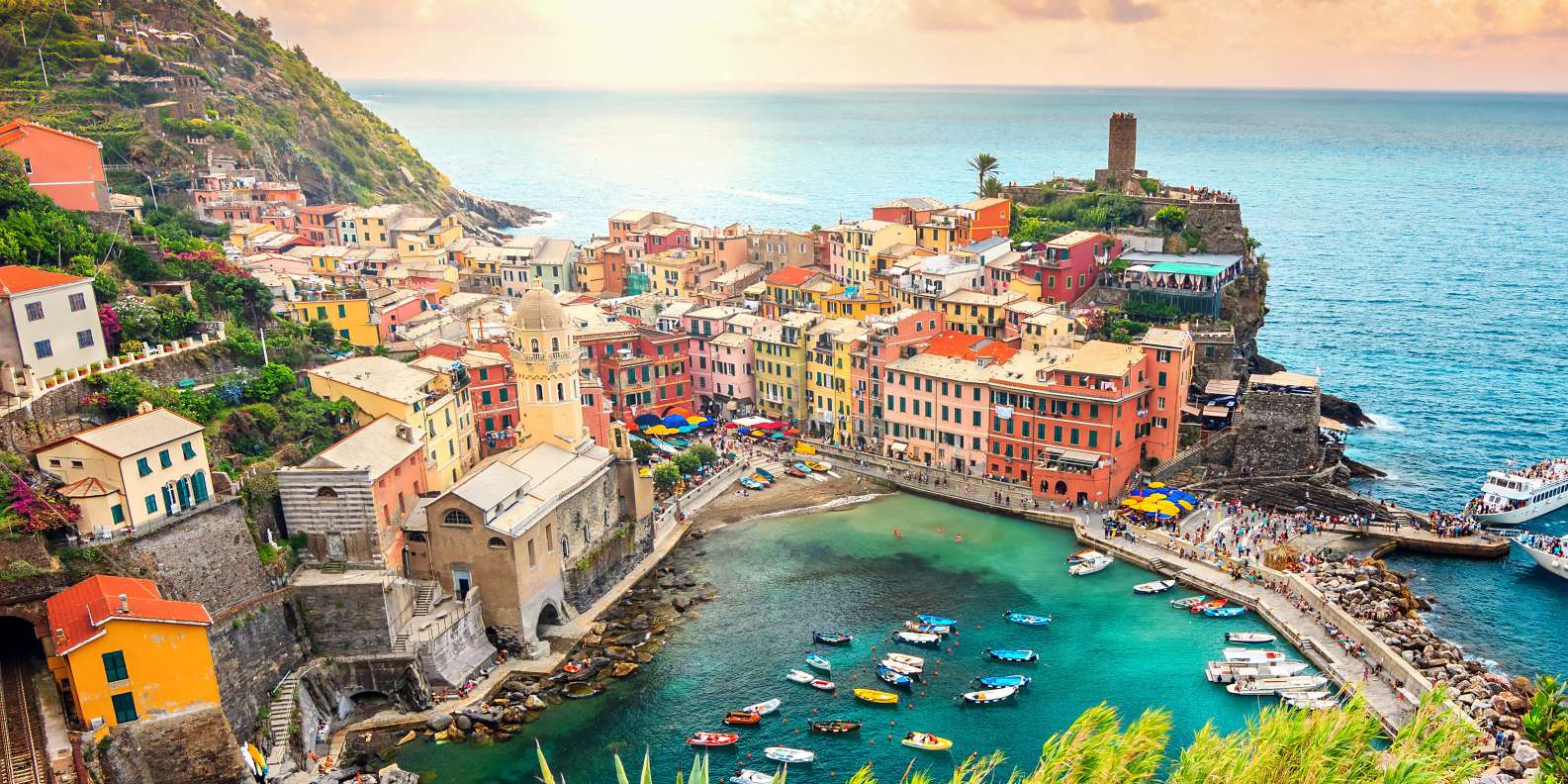 Como llegar a Cinque Terre (tren, coche, por excursión y por libre)