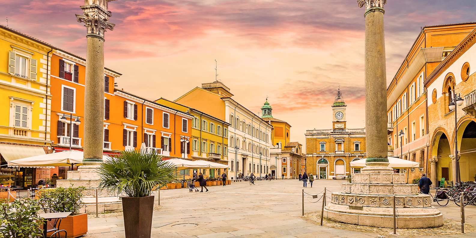 Foto de Rua Na Cidade Velha De Ravena Itália e mais fotos de stock de  Antigo - Antigo, Arcaico, Arquitetura - iStock