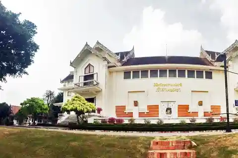 4. Chao Sam Phraya National Museum