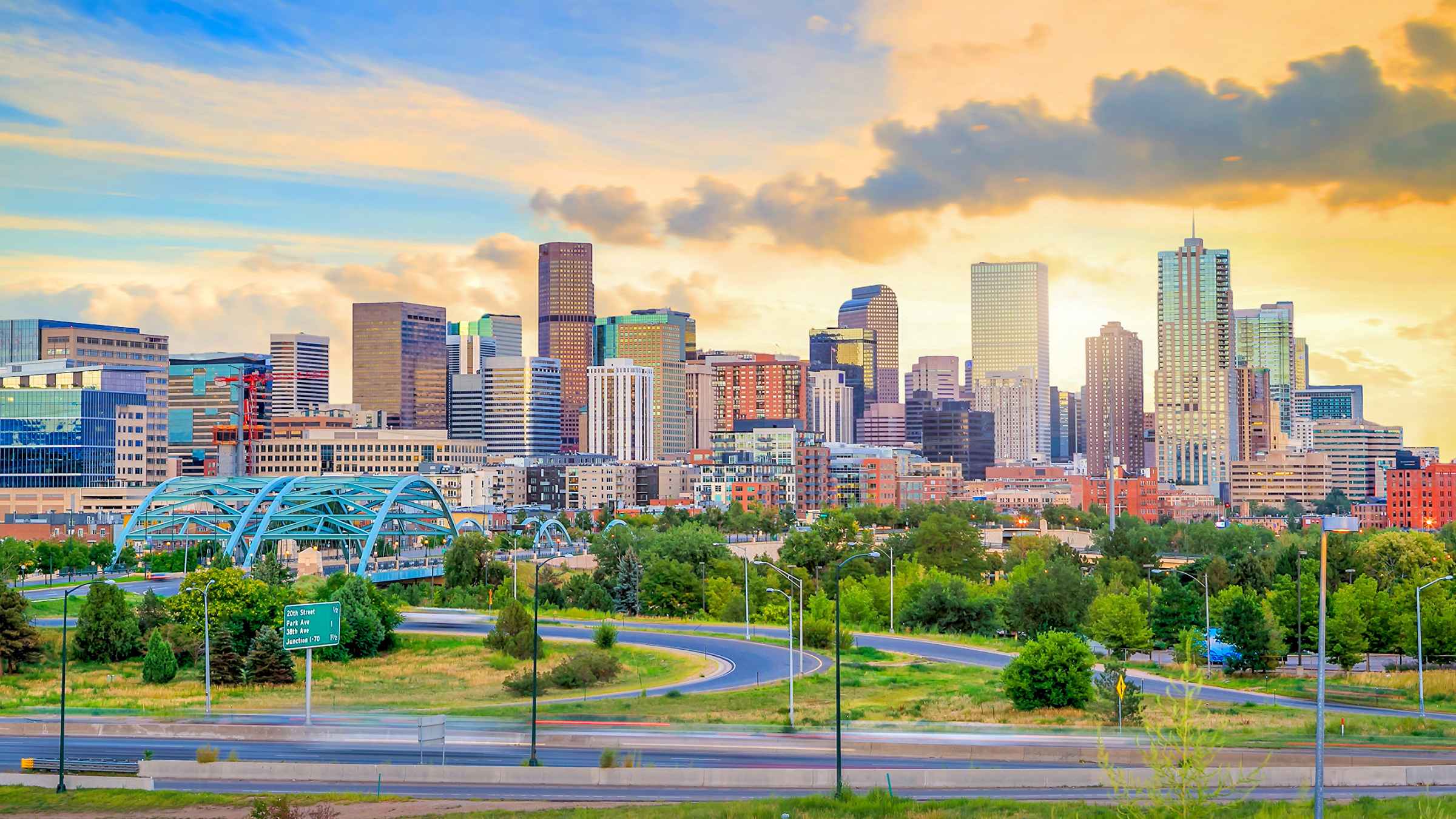 Explore nature and modernity with Denver Tours