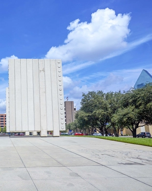 John F. Kennedy Memorial Plaza