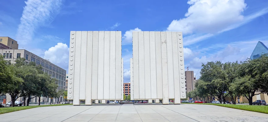 John F. Kennedy Memorial Plaza