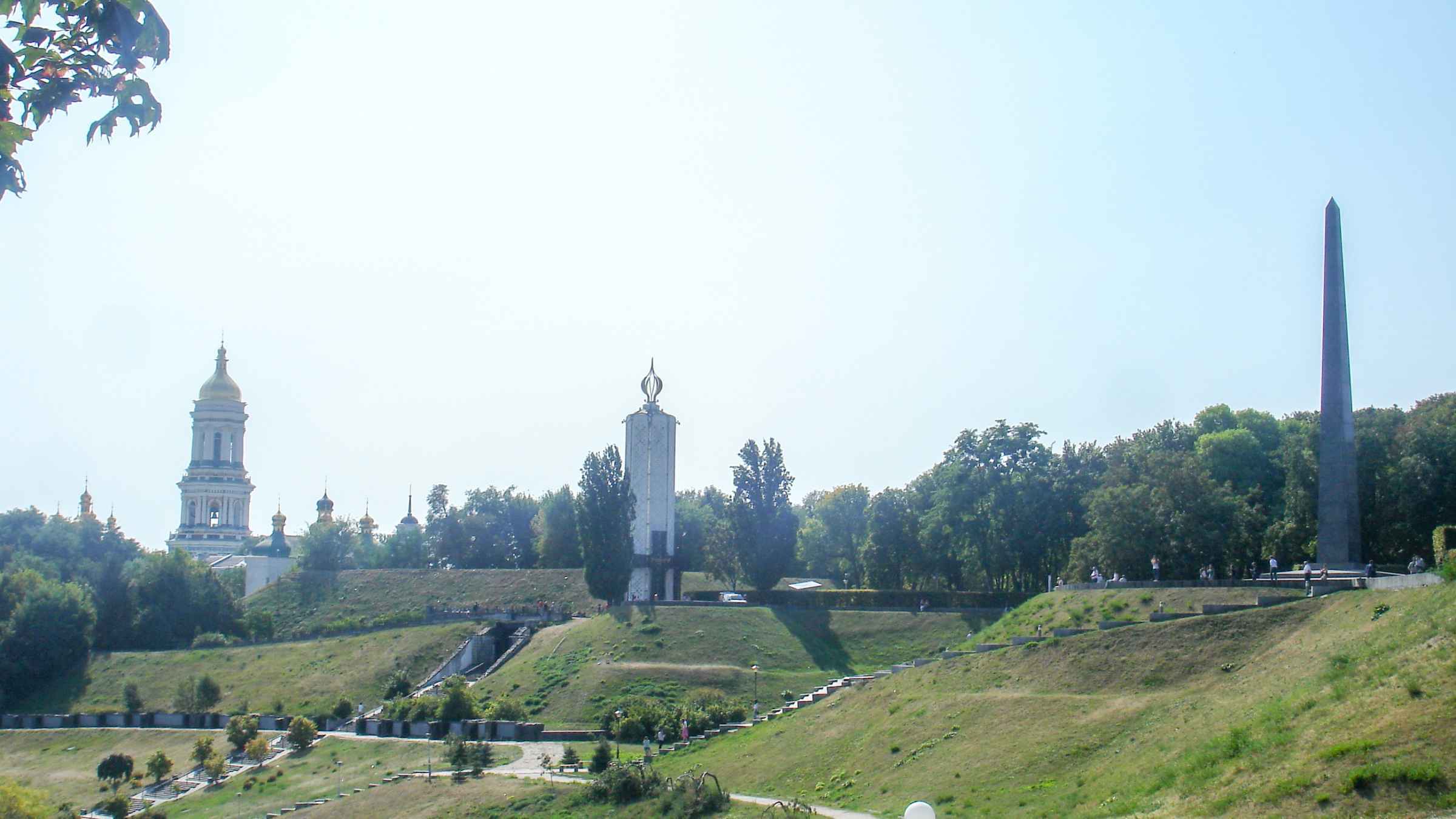 Parque de la Gloria Eterna Historia y patrimonio cultural: lo MEJOR de