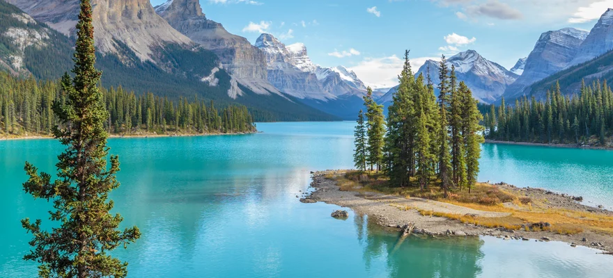 Spirit Island, Lake Maligne