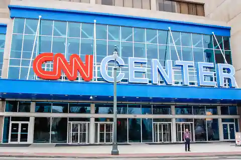 10. CNNセンター