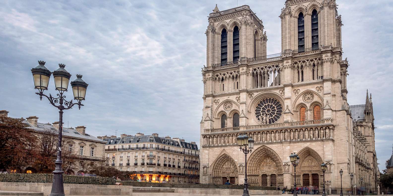 Notre-Dame details and stained glass