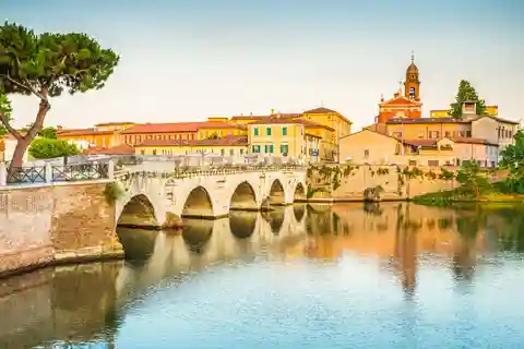 2. Ponte di Tiberio