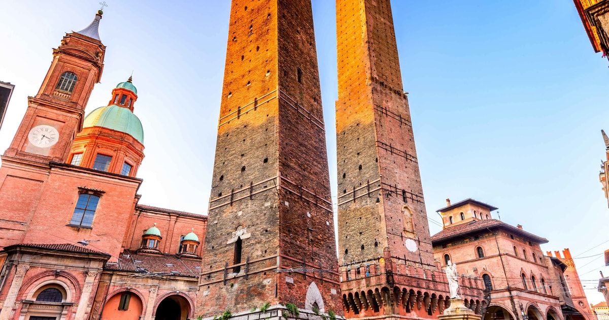 Torre degli Asinelli Bologna - Tur ve Bilet Rezervasyonu