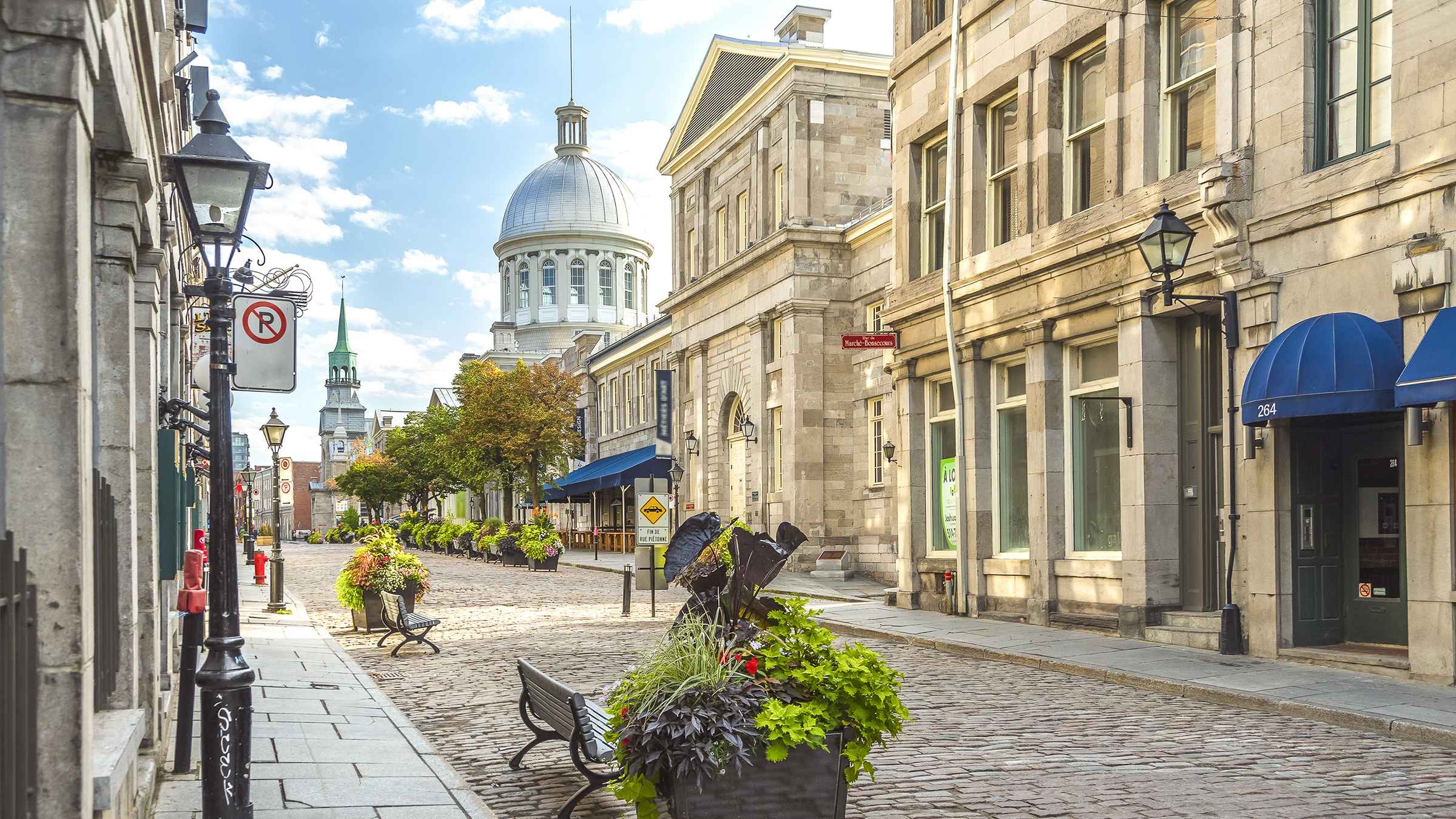 old montreal tourist information