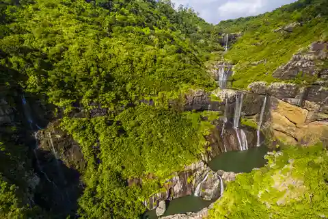 2. Tamarind Falls