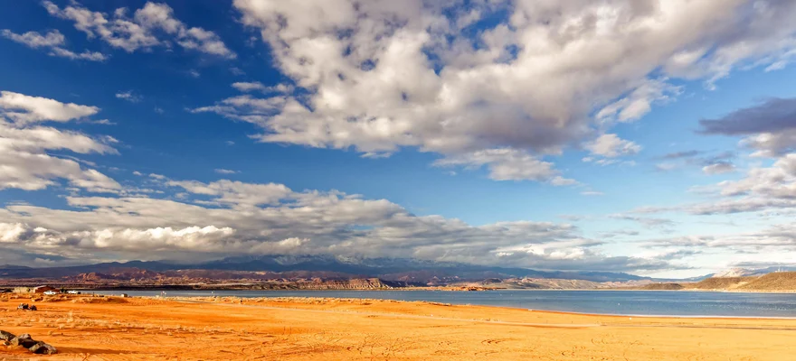 Sand Hollow State Park
