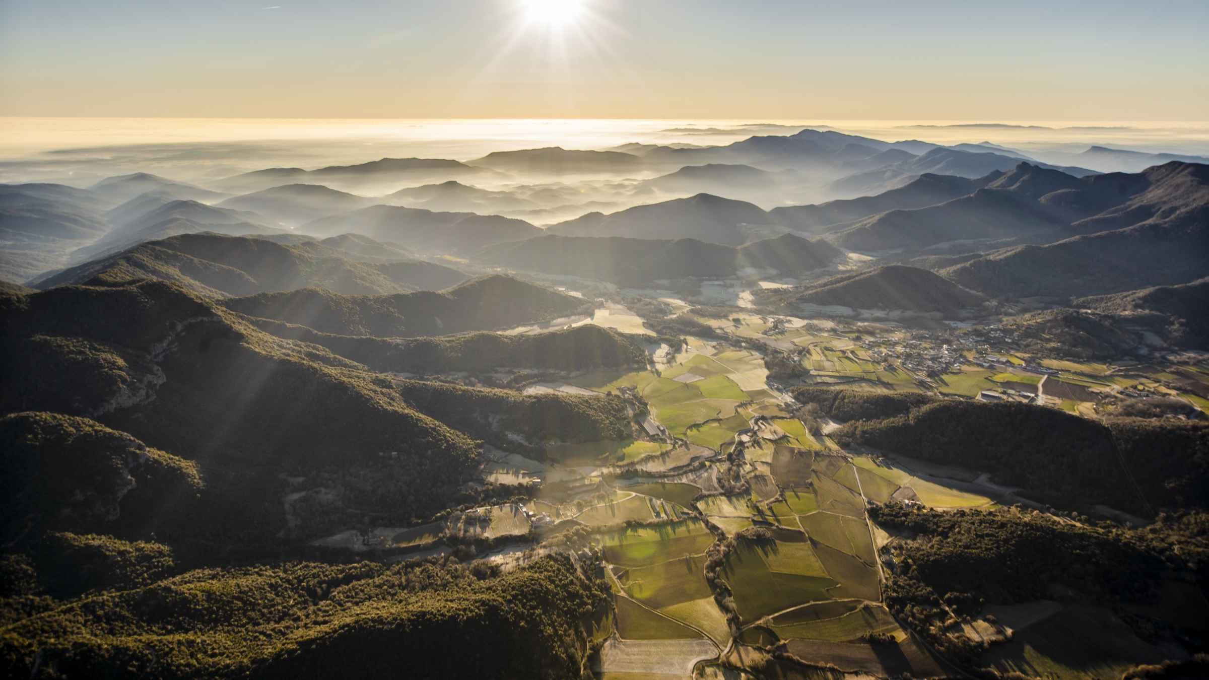 Parc Natural De La Zona Volcànica De La Garrotxa I Olot - Bestil Bille