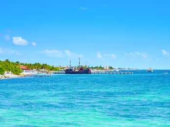 Puerto Juárez: Tours y Entradas