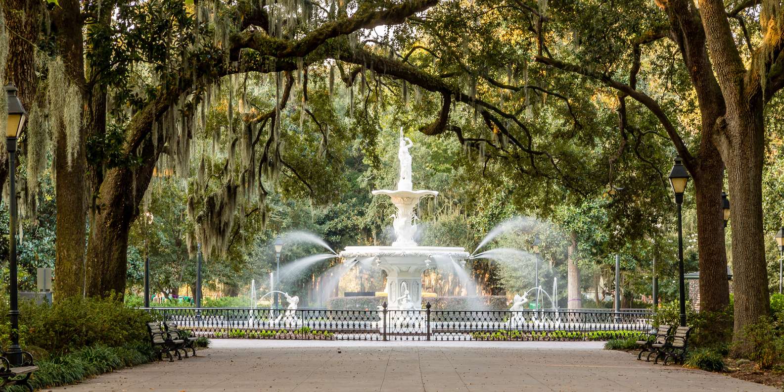 The BEST Forsyth Park Sightseeing 2023 - FREE Cancellation | GetYourGuide