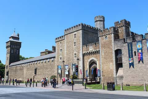 Cardiff Travel Guide & Advice