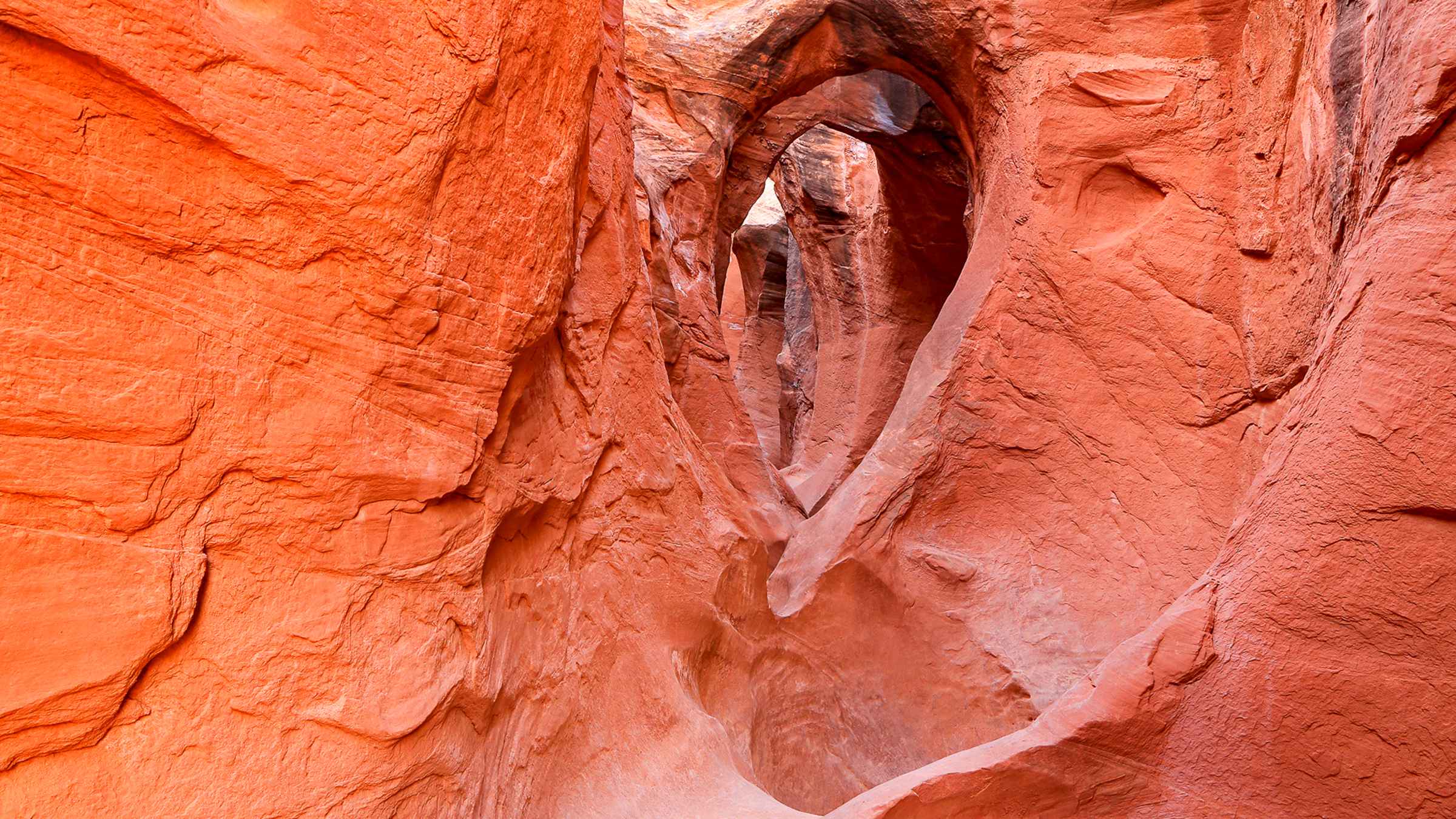 Peekaboo Slot Canyon, Book Tickets & Tours