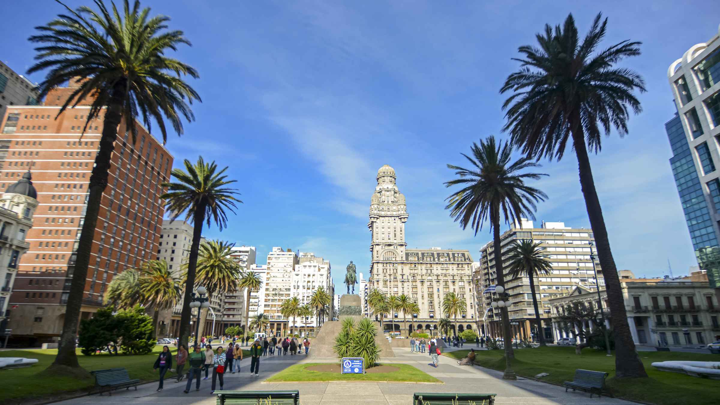 Montevideo 2021 Top 10 tours en activiteiten (met foto's) Dingen om