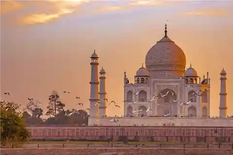 4. Mehtab Bagh