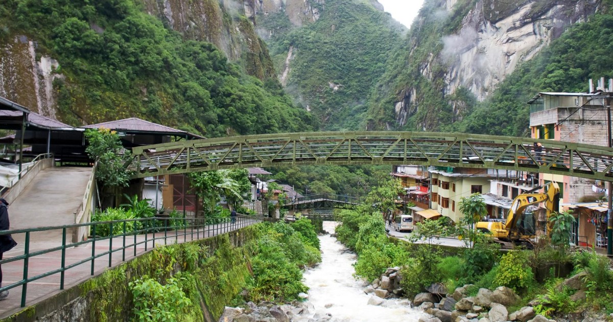 66 Top Best Writers Aguas Calientes Peru Booking from Famous authors